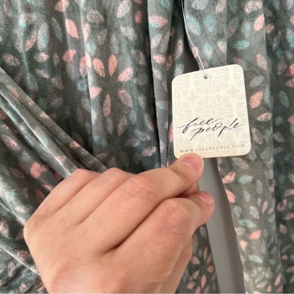 Free People NWT Mint Print Shayla Faux Wrap Maxi Long Sleeve Wrap Dress - Picture 9 of 16